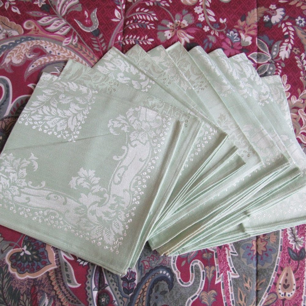 Set of 10 Celery Green Color Napkins